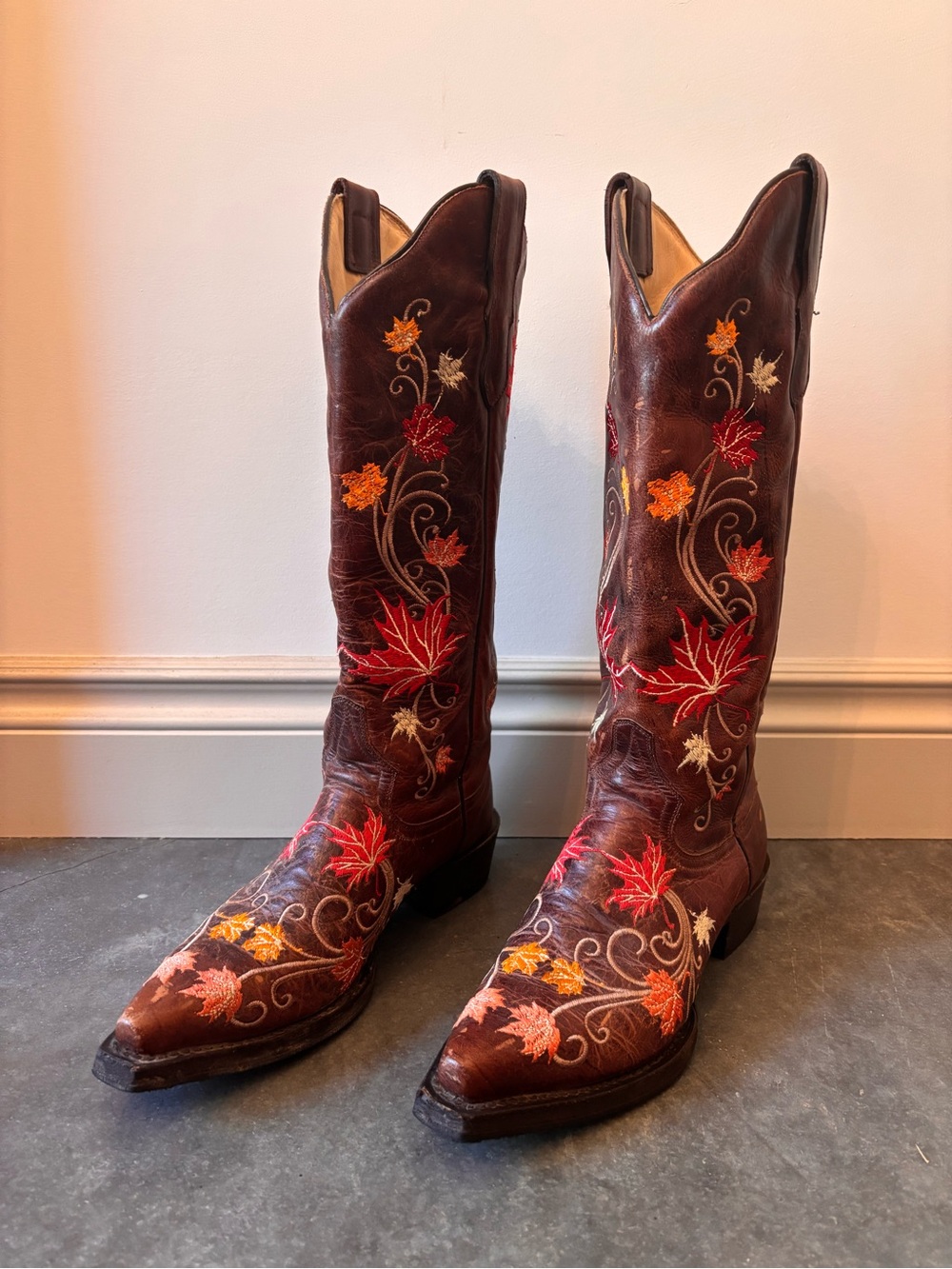 Roper Brown all Leather Embroidered Leaf Western Boots